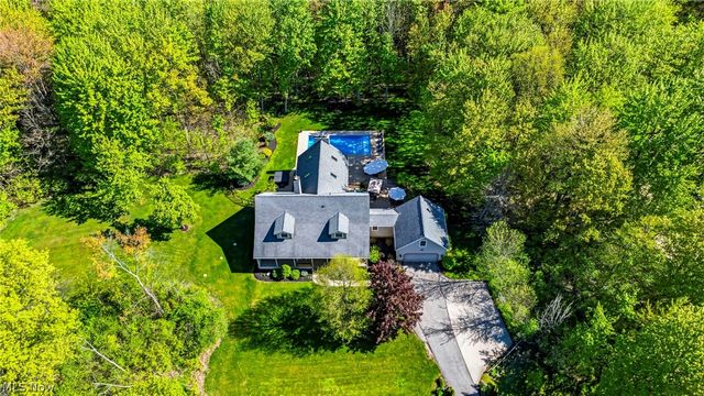 11790 Arbor Glen Drive, Chardon, OH 44024