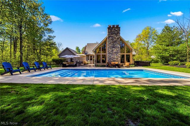 11790 Arbor Glen Drive, Chardon, OH 44024