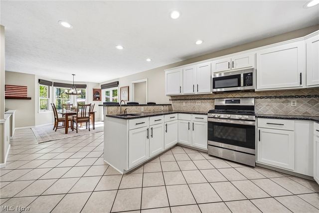 11790 Arbor Glen Drive, Chardon, OH 44024