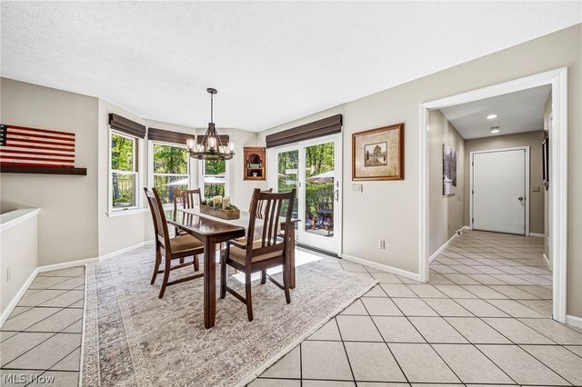 11790 Arbor Glen Drive, Chardon, OH 44024
