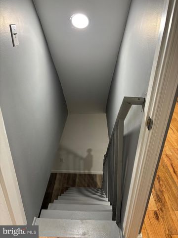 5441 WESTFORD RD, Philadelphia, PA 19120