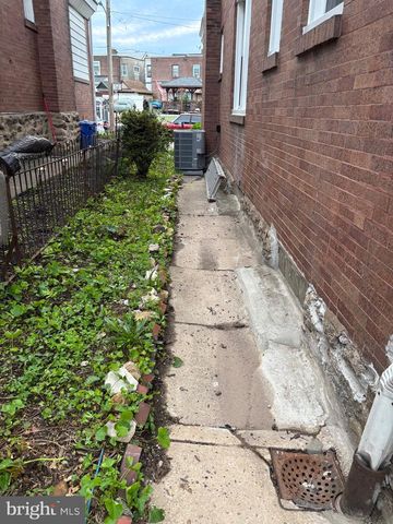 5441 WESTFORD RD, Philadelphia, PA 19120