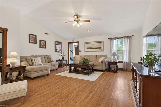 4000 Wyant CT, Chesapeake, VA 23321