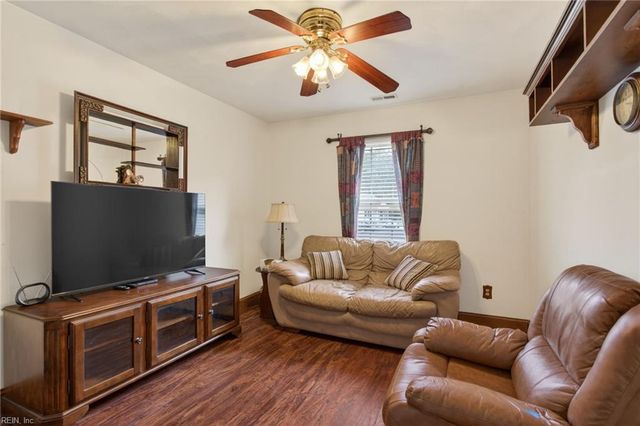 4000 Wyant CT, Chesapeake, VA 23321