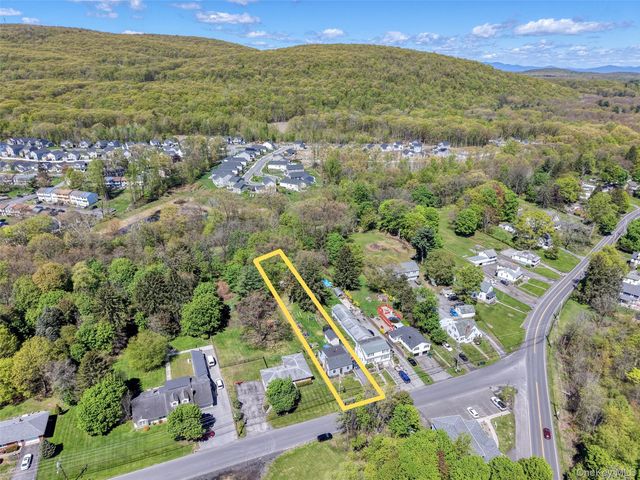 52 Phillips Avenue, Highland, NY 12528