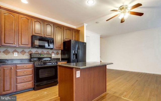 25859 KIRKWOOD SQ, Chantilly, VA 20152
