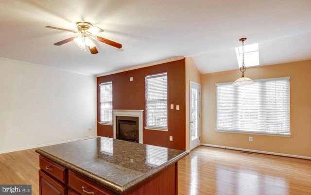 25859 KIRKWOOD SQ, Chantilly, VA 20152