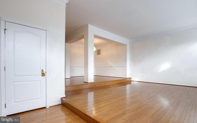 25859 KIRKWOOD SQ, Chantilly, VA 20152