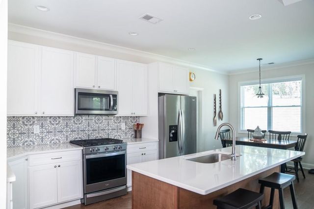 74 Mission Hills SW Drive, Cartersville, GA 30120