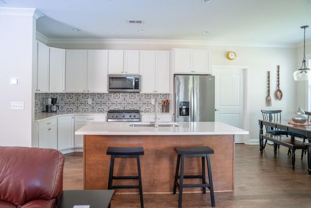 74 Mission Hills SW Drive, Cartersville, GA 30120