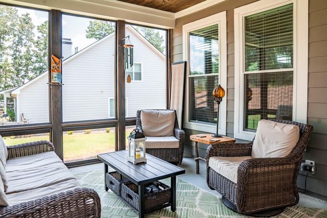 74 Mission Hills SW Drive, Cartersville, GA 30120