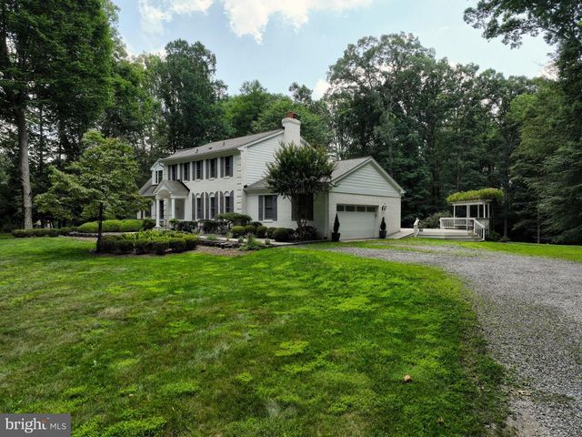 629 UTTERBACK STORE RD, Great Falls, VA 22066