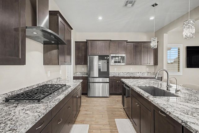 4260 S AMETHYST Drive, Chandler, AZ 85249