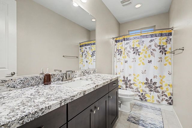 4260 S AMETHYST Drive, Chandler, AZ 85249