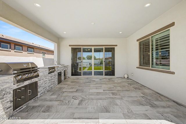 4260 S AMETHYST Drive, Chandler, AZ 85249