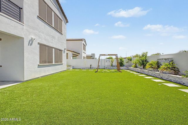 4260 S AMETHYST Drive, Chandler, AZ 85249