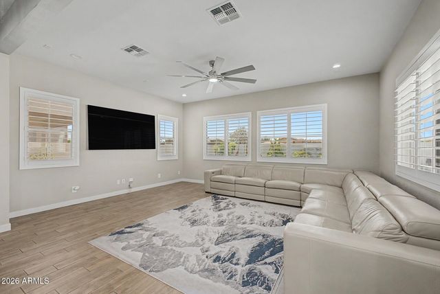 4260 S AMETHYST Drive, Chandler, AZ 85249