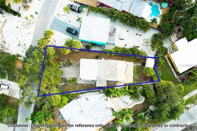 643 CALLE DE PERU, Sarasota, FL 34242