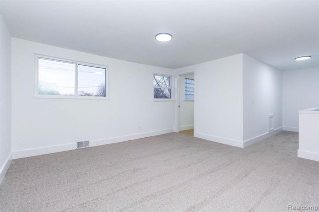 17322 Martin Road, Roseville, MI 48066