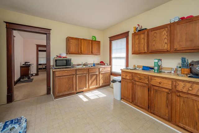 310 E Washington STREET, Delavan, WI 53115