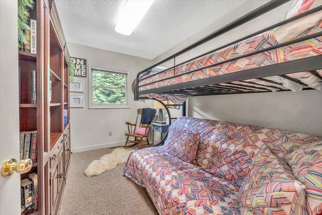 150 Providence LN, Union Hall, VA 24176
