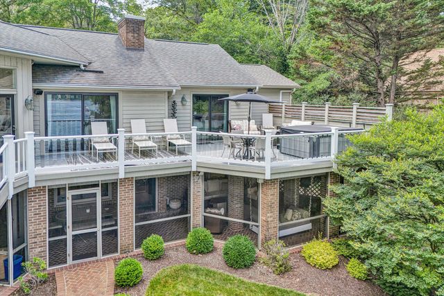 150 Providence LN, Union Hall, VA 24176