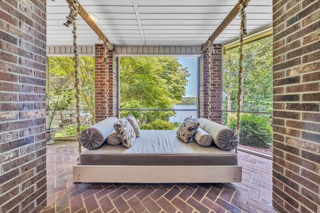 150 Providence LN, Union Hall, VA 24176