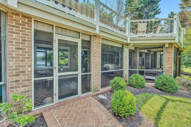 150 Providence LN, Union Hall, VA 24176
