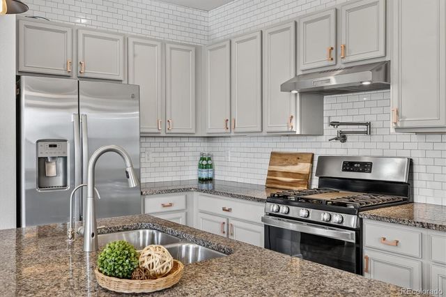 6571 N Cathay Street, Denver, CO 80249