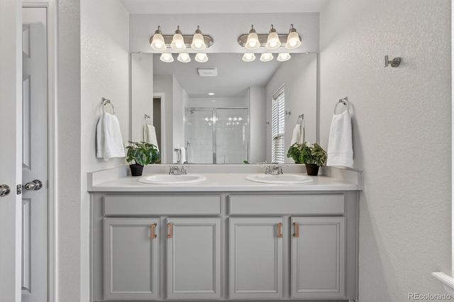 6571 N Cathay Street, Denver, CO 80249