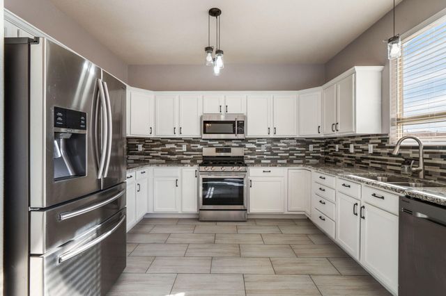 2416 Falesco Road SE, Rio Rancho, NM 87124