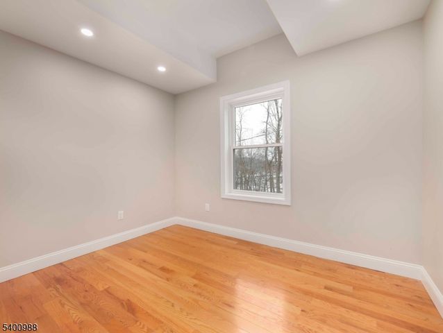 11 Maine St, Jefferson Twp., NJ 07849