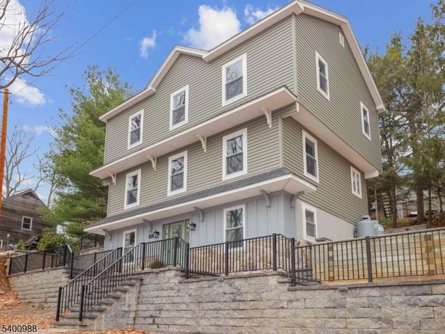 11 Maine St, Jefferson Twp., NJ 07849