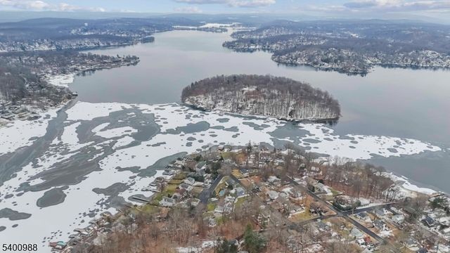 11 Maine St, Jefferson Twp., NJ 07849