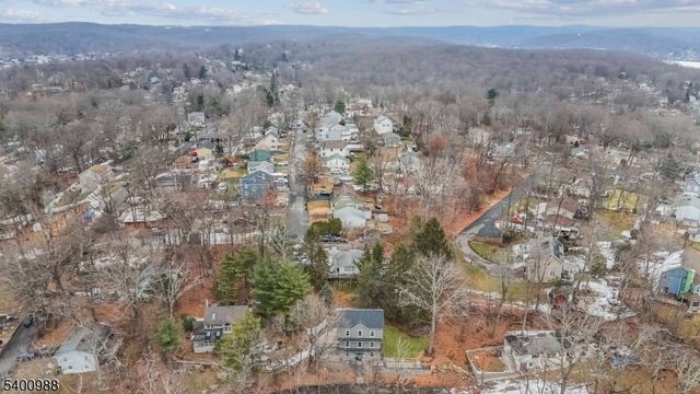 11 Maine St, Jefferson Twp., NJ 07849