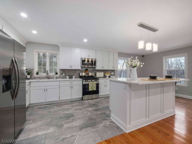 11 Maine St, Jefferson Twp., NJ 07849