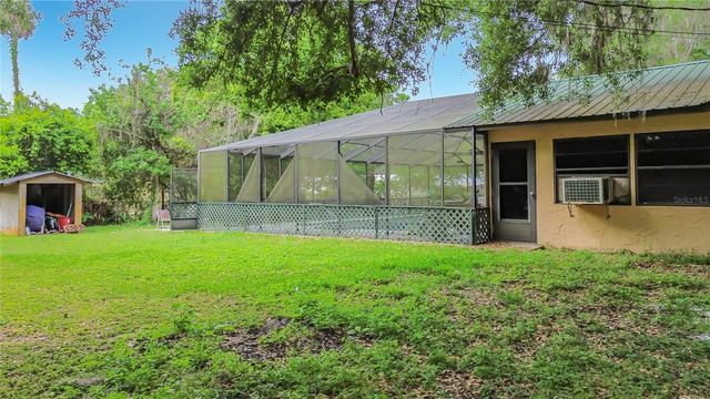 2548 CR 422, Lake Panasoffkee, FL 33538