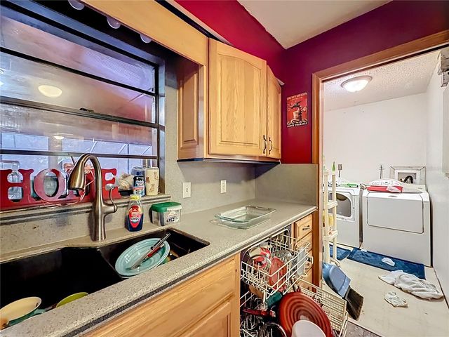 2548 CR 422, Lake Panasoffkee, FL 33538