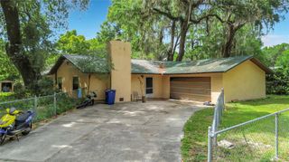 2548 CR 422, Lake Panasoffkee, FL 33538