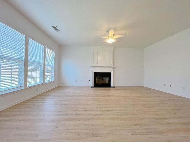 8205 Norwich Place, Suwanee, GA 30024