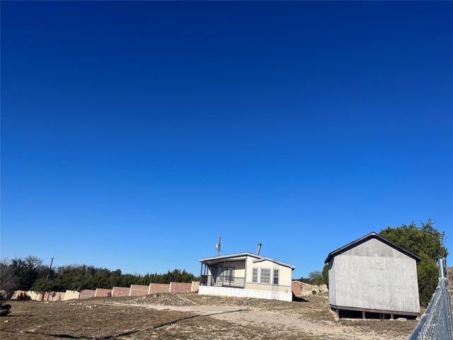 50 Baker LN, Leander, TX 78641