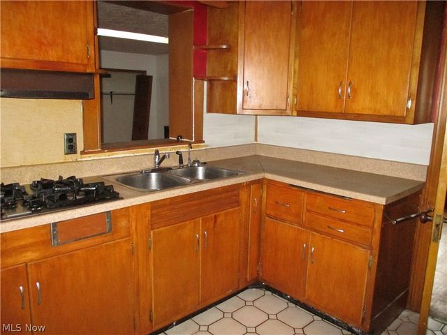 3499 Randolph Road, Cleveland Heights, OH 44121