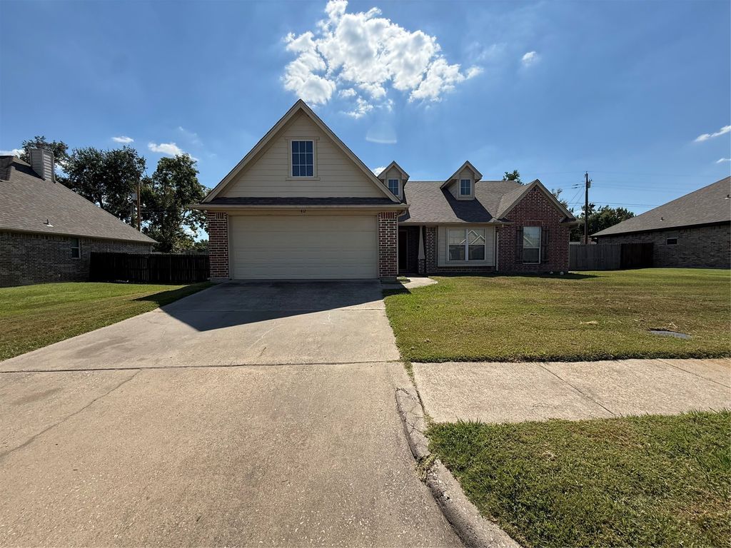 412 Austin Acre, Sulphur Springs, TX 75482