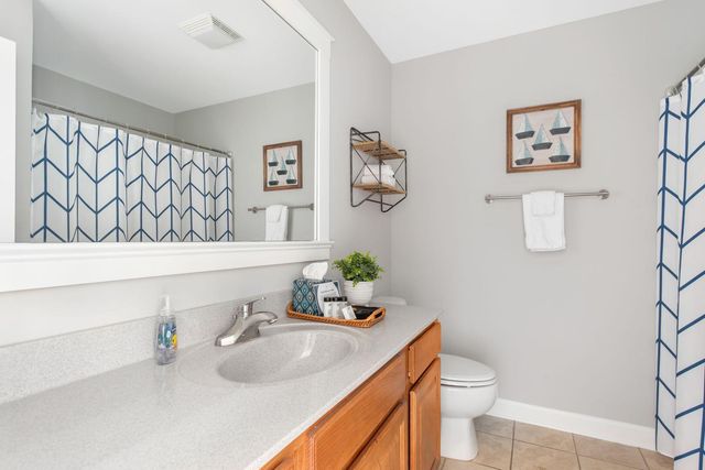 979 Bay Tree Circle 203, Mount Pleasant, SC 29464
