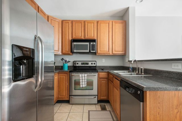 979 Bay Tree Circle 203, Mount Pleasant, SC 29464
