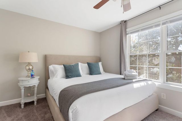 979 Bay Tree Circle 203, Mount Pleasant, SC 29464