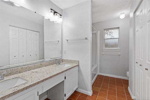 3105 Wood Fox Drive, Alvin, TX 77511