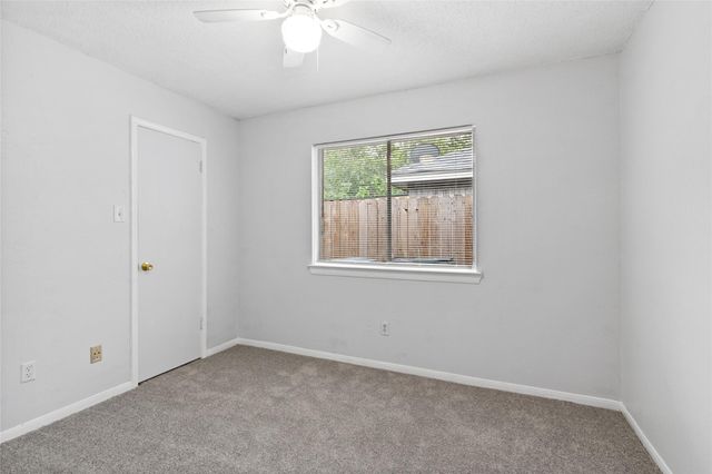 3105 Wood Fox Drive, Alvin, TX 77511