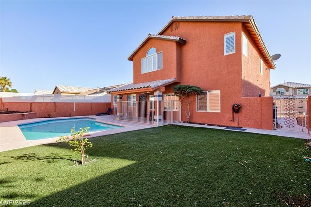 9896 Masked Duck Avenue, Las Vegas, NV 89117