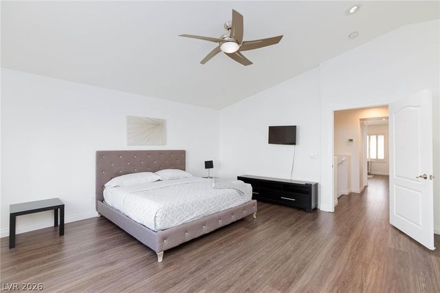 9896 Masked Duck Avenue, Las Vegas, NV 89117